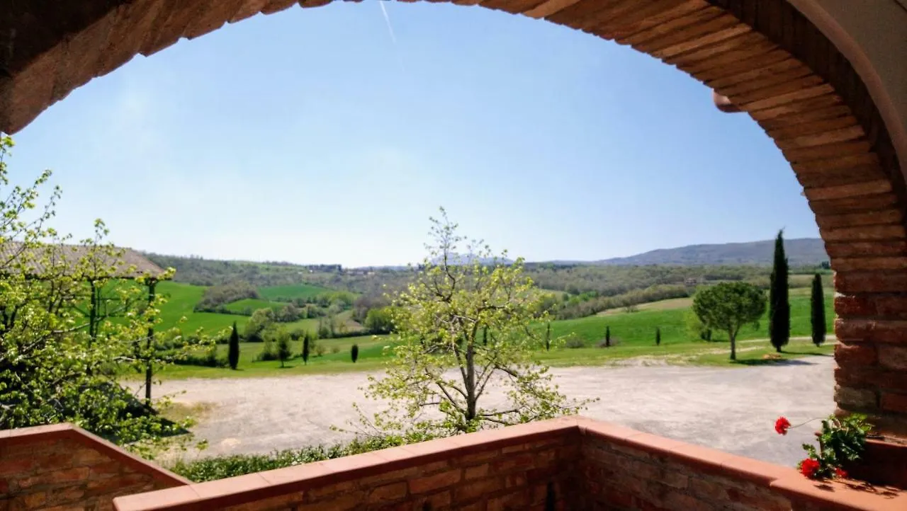Çiftlik konaklama Agriturismo Casa Rossa Chianciano Terme İtalya