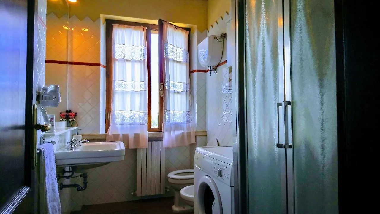 Agriturismo Casa Rossa Chianciano Terme 0*,  İtalya